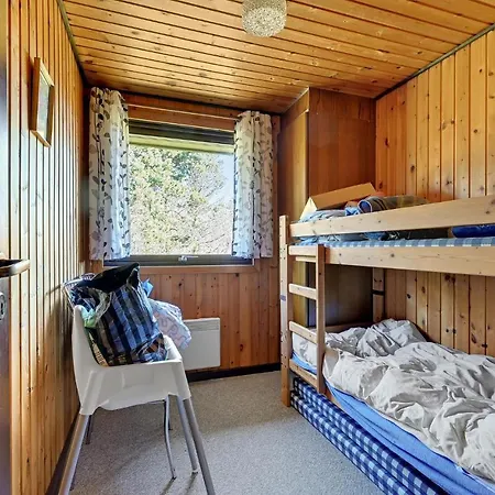 Three-bedroom In Nordenbro Vesteregn